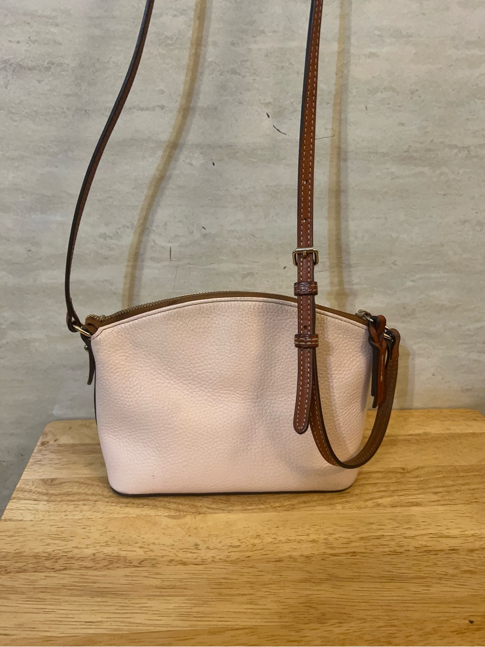 Dooney & Bourke Suki Pebble Leather Crossbody Bag - Picture 3 of 16